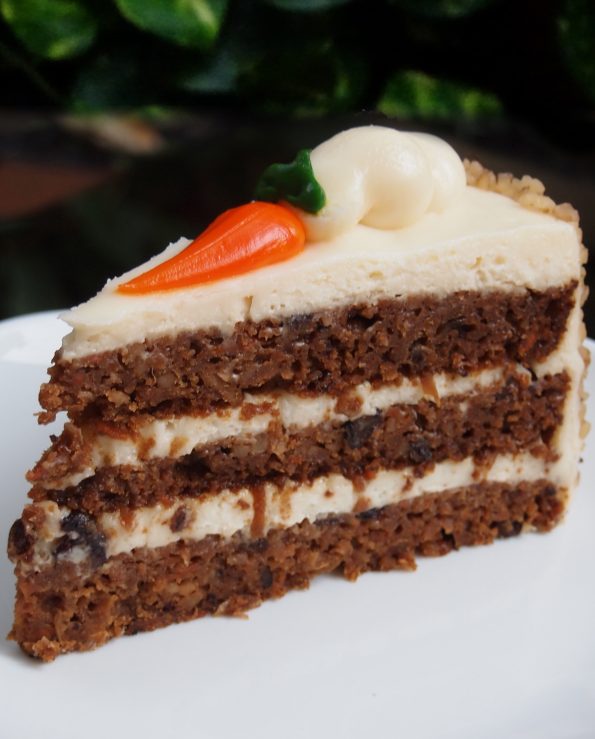 Carrot-Cake-slice