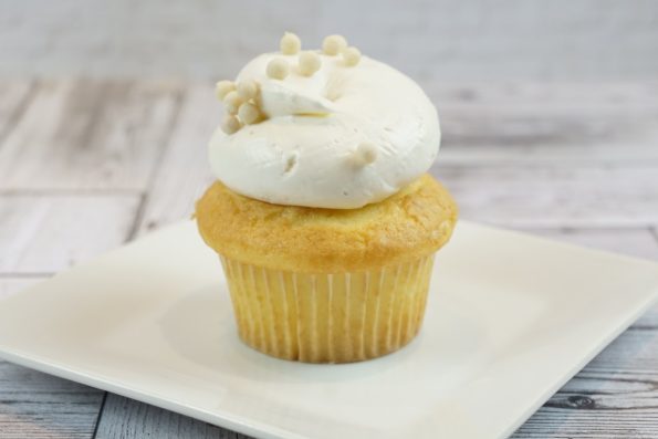 Mia's Vanilla Vanilla Cupcake