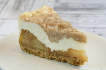 Apple Cheesecake Scaled