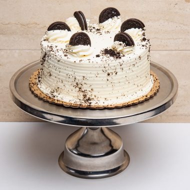 savor the classic flavor of a traditional oreo cake at Mia's Bakery.