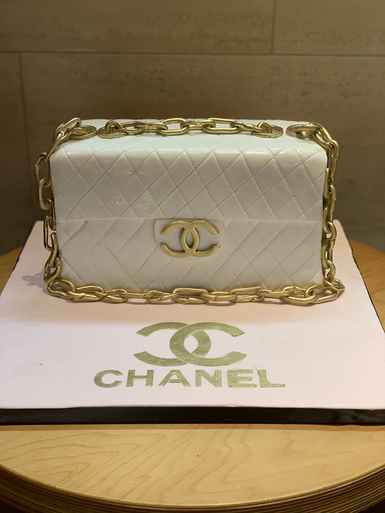 Chanel bag cake 14