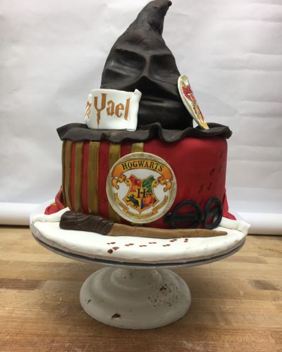 Hogwarts Hat Cake